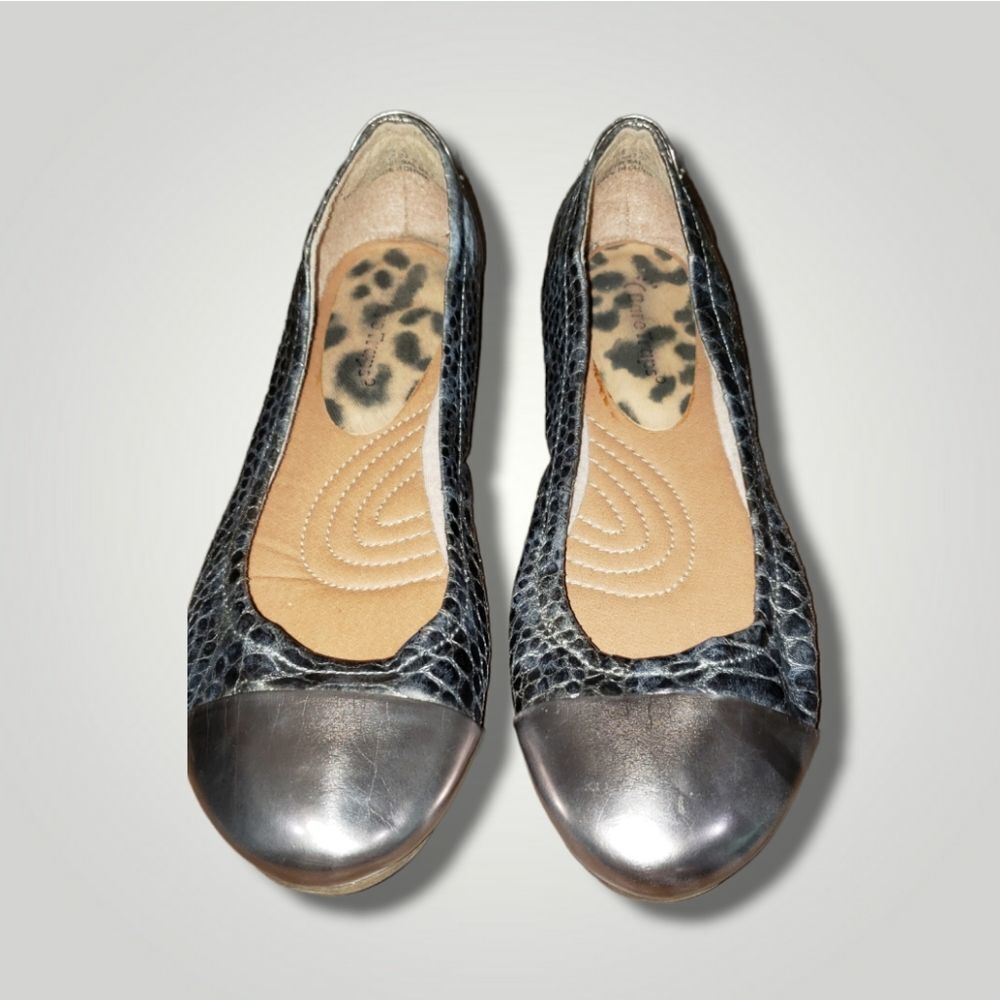 Bare Traps Ballet Flats 8 1/2 M Snake Print Slip On Shoes Round Toe